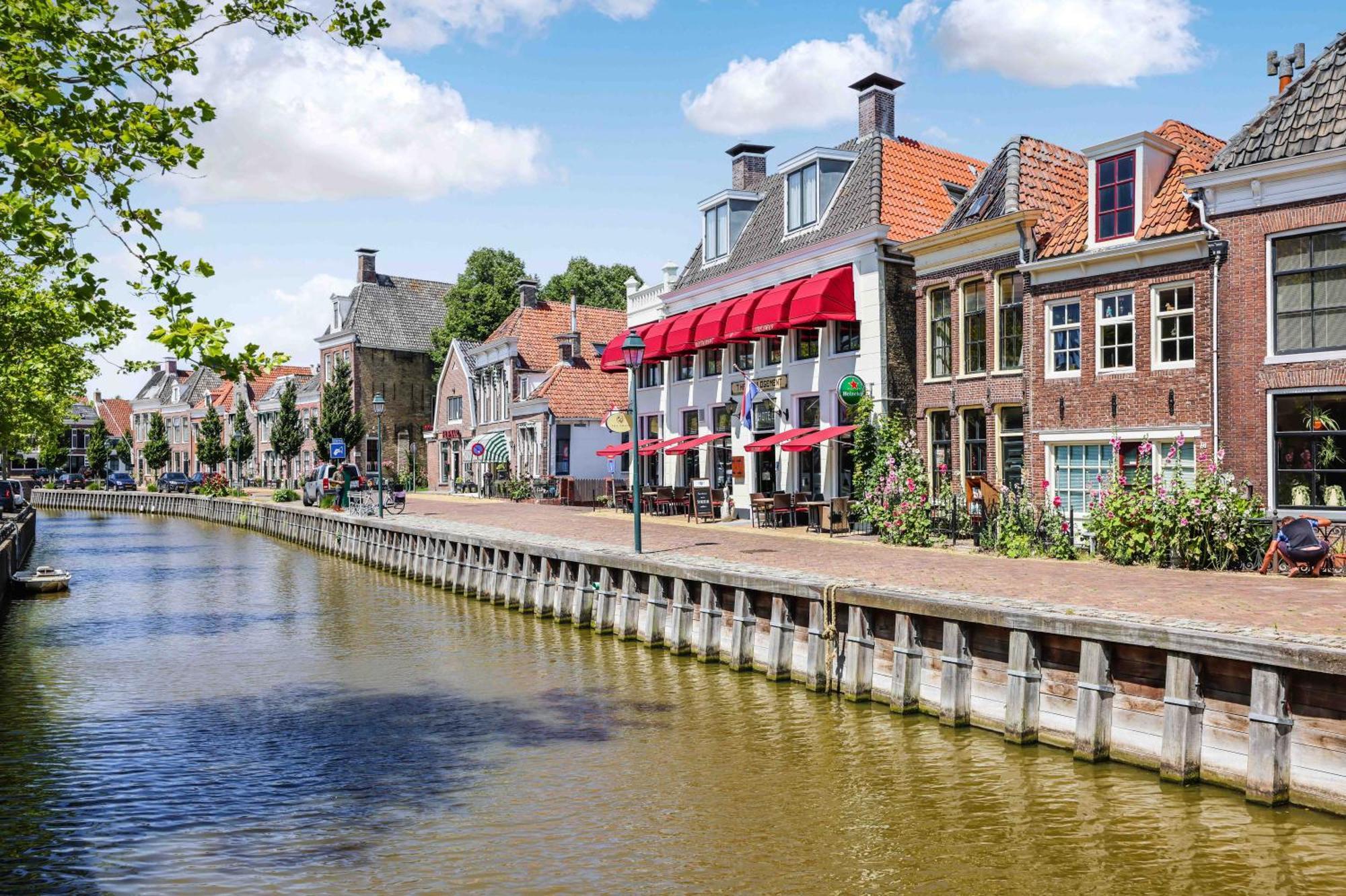 Hotel Restaurant 'T Heerenlogement Harlingen Exterior foto